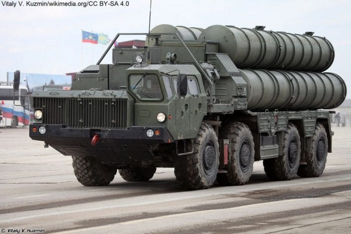 Wyrzutnia rakiet przeciwlotniczych S-400
