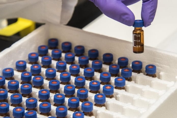 testy na koronawirusa.